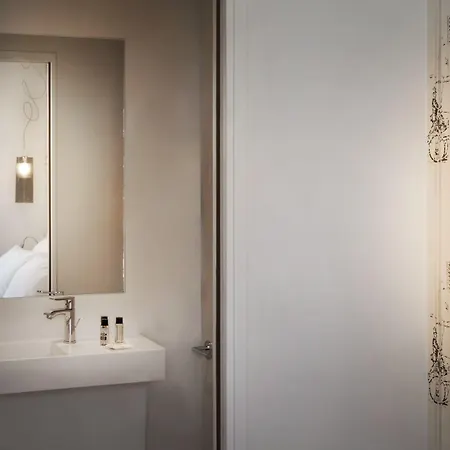Hotel Le Mireille Paris
