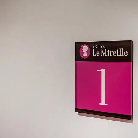 Hotel Le Mireille Parigi